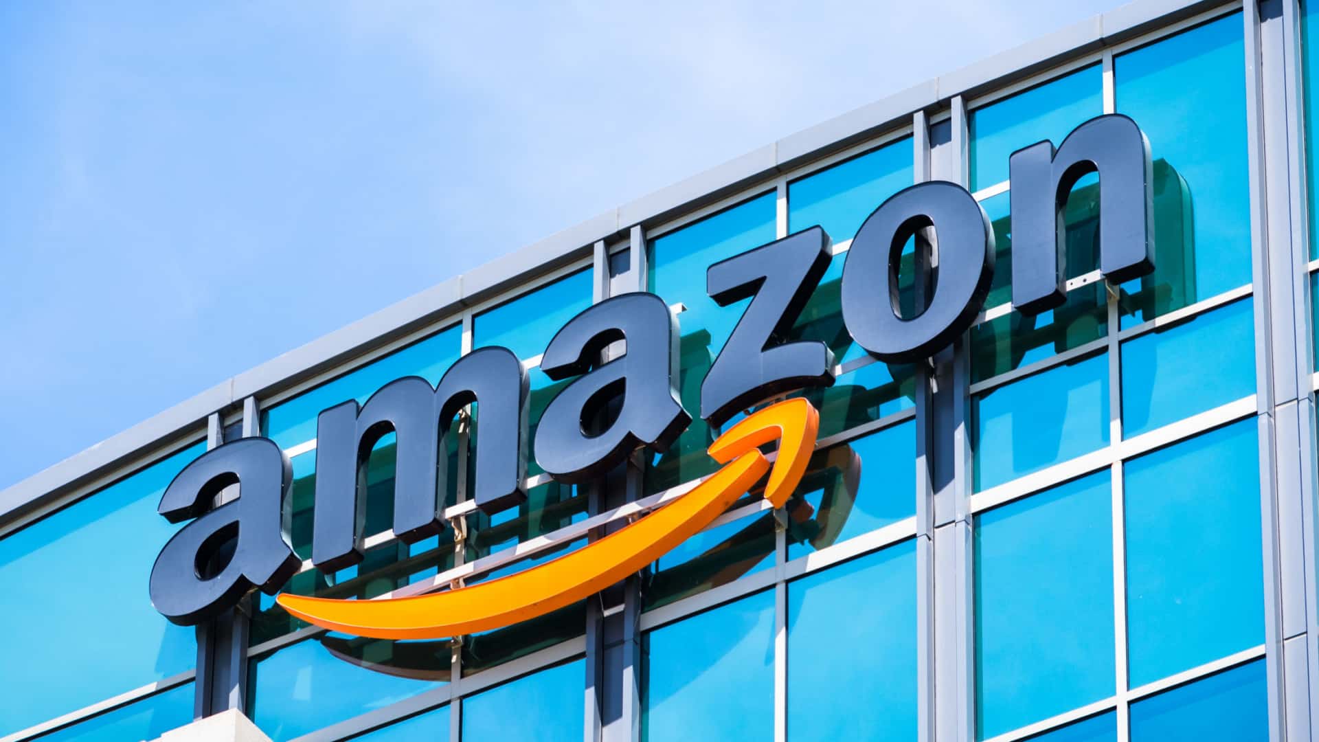 Amazon’s a revenue rises 22%, bringing in more than $10 billion